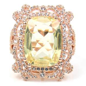 Серебряное кольцо 925 пробы в позолоте 750 пробы 6,96 гр. с лимонным топазом и белыми топазами 8,34 к Серебряное кольцо 925 пробы в позолоте 750 пробы 6,96 гр. с лимонным топазом и белыми топазами 8,34 к