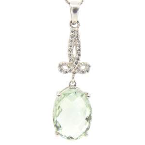 Серебряная подвеска 925 пробы 3,82 гр. с зеленым аметистом и цирконами 7,99 карат Серебряная подвеска 925 пробы 3,82 гр. с зеленым аметистом и цирконами 7,99 карат