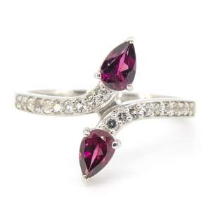 Срібна каблучка 925 проби 2,97 гр. з кенійськими родолітами та топазами 1,13 карат