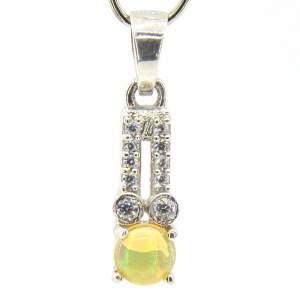 Срібна підвіска 925 проби 1,28 гр. з ефіопським опалом класу ААА та білими цирконами 0,52 карат