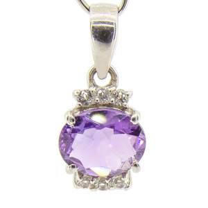 Срібна підвіска 925 проби 2,08 гр. з африканським аметистом та білими топазами 2,11 карат