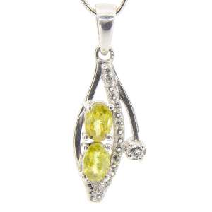 Срібна підвіска 925 проби 2,23 гр. з норвезькими сфенами класу AAA та білими топазами 1,46 карат