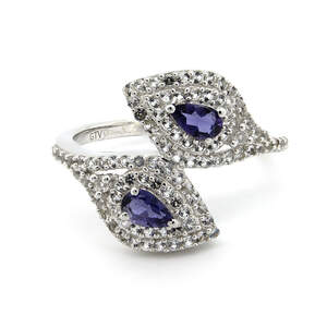 Серебряное кольцо 925пр 3,24г с танзанийскими иолитами и белыми топазами с США 0,97к