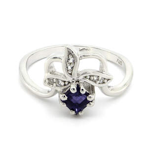 Серебряное кольцо 925 пробы 2,69 г с танзанийским иолитом и белыми топазами с США 0,38 карат