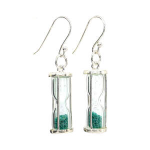 Серебряные серьги 925 пробы 4,39 гр. песочные часы 4 карат Серебряные серьги 925 пробы 4,39 гр. песочные часы 4 карат