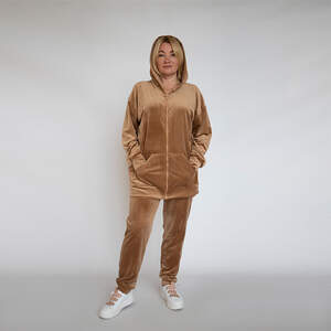 Спортивний костюм на змійці кольору капучіно Спортивний костюм на змійці кольору капучіно