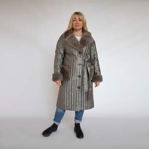 Жіноче пальто Metallic Green з хутром Жіноче пальто Metallic Green з хутром
