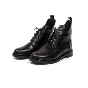 Жіночі черевики з натуральної шкіри чорного кольору (хутро)