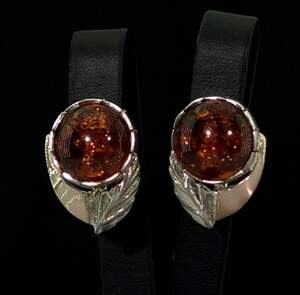 Серебряные серьги 925 пробы с золотом 375 пробы 9,69 г Бурштином 7,45 карат Серебряные серьги 925 пробы с золотом 375 пробы 9,69 г Бурштином 7,45 карат