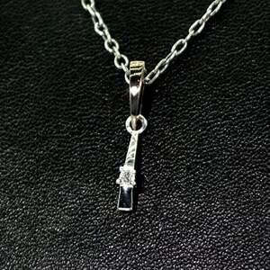 Срібна підвіска 925 проби з позолотою 585 проби 0,59 г з Діамантом 0,06 карат Срібна підвіска 925 проби з позолотою 585 проби 0,59 г з Діамантом 0,06 карат