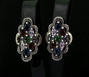 Срібні сережки 925 проби з золотом 375 проби 10,92 г з різнокольоровими цирконами 7,34 карат Срібні сережки 925 проби з золотом 375 проби 10,92 г з різнокольоровими цирконами 7,34 карат
