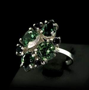 Срібна каблучка 925 проби з золотом 375 проби 7,25 г з кольоровими цирконами 5,31 карат Срібна каблучка 925 проби з золотом 375 проби 7,25 г з кольоровими цирконами 5,31 карат