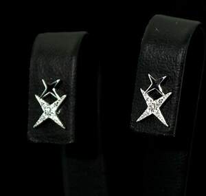 Срібні сережки 925 проби 1,08 г з Фіанітами 0,16 карат Срібні сережки 925 проби 1,08 г з Фіанітами 0,16 карат