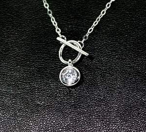 Срібне кольє 925 проби 2,18 г з Фіанітом 0,95 карат Срібне кольє 925 проби 2,18 г з Фіанітом 0,95 карат