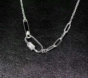 Срібне кольє 925 проби 2,01 г з Фіанітами 0,11 карат Срібне кольє 925 проби 2,01 г з Фіанітами 0,11 карат