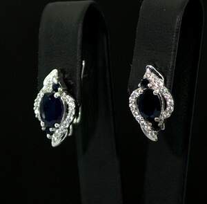 Серебряные серьги 925 пробы 3,8 г со шри-ланкийскими Сапфірами класса АААА и цирконами 2,4 карат Серебряные серьги 925 пробы 3,8 г со шри-ланкийскими Сапфірами класса АААА и цирконами 2,4 карат