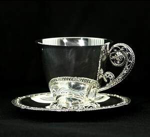 Срібний набір 925 проби: чашка 86,83 г та блюдце 66,33 г