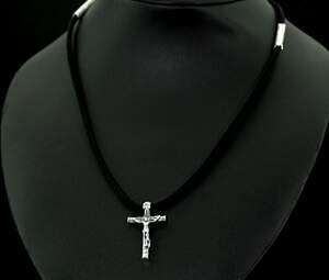Кольє зі срібною підвіскою-хрестиком 925 проби 15,05 г