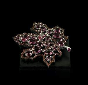 Срібна брошка 925 проби 7,38  г з рожевими Альпінітами та цирконами 5,9 карат