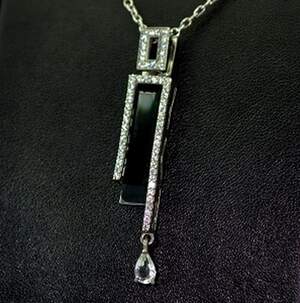 Срібна підвіска 925 проби 3,7 г з Кварцем та цирконами 7,7 карат