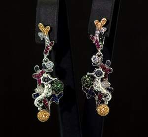 Срібні сережки 925 проби 6,15 г з кольоровими цирконами та емаллю 2,79 карат