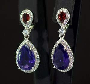 Серебряные серьги 925 пробы 6,73 г с африканскими Аметистами, гранатами та фианитами 9,34 карат Серебряные серьги 925 пробы 6,73 г с африканскими Аметистами, гранатами та фианитами 9,34 карат