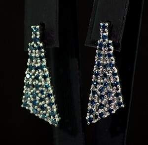 Серебряные серьги 925 пробы 4,71 гр. с голубыми бриллиантами Hope VVS1 1,74 карат Серебряные серьги 925 пробы 4,71 гр. с голубыми бриллиантами Hope VVS1 1,74 карат