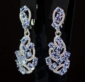 Серебряные серьги 925 пробы 8,68 гр. с Танзанитами класса АААА и топазами из США 7,34 карат Серебряные серьги 925 пробы 8,68 гр. с Танзанитами класса АААА и топазами из США 7,34 карат