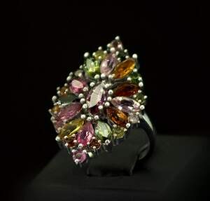 Серебряное кольцо 925 пробы 5,91 г с бразильскими Турмалінами 4,04 карат Серебряное кольцо 925 пробы 5,91 г с бразильскими Турмалінами 4,04 карат