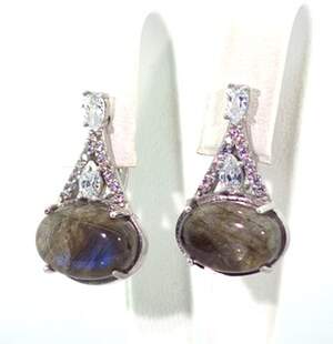 Срібні сережки 925 проби 7,41 г з канадськими Лабрадоритами та фіанітами 14,87 карат Срібні сережки 925 проби 7,41 г з канадськими Лабрадоритами та фіанітами 14,87 карат