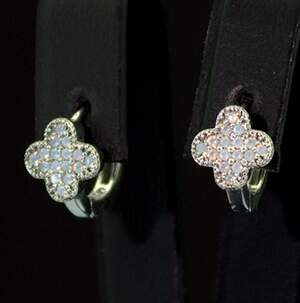 Срібні сережки 925 проби 2,7 г з гідротермальними Опалами 0,32 карат