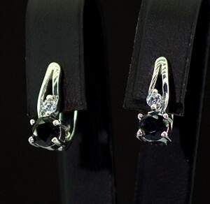 Срібні сережки 925 проби 3,46 г зі шрі-ланкійськими Сапфірами класу AAAA та фіанітами 1,43 карат