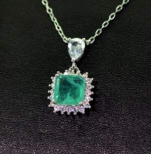 Кольє у срібному покритті з Турмаліном Параїба та цирконами 3,87 карат 40+5 см Кольє у срібному покритті з Турмаліном Параїба та цирконами 3,87 карат 40+5 см