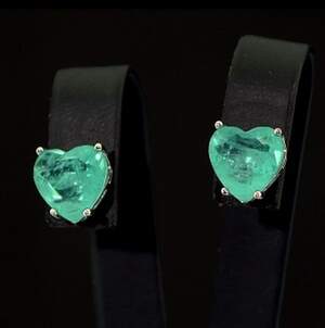 Сережки у срібному покритті з Турмалінами Параїба 4,35 карат Сережки у срібному покритті з Турмалінами Параїба 4,35 карат