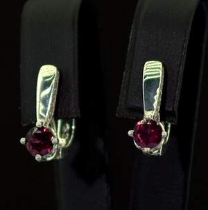 Срібні сережки 925 проби 3,64 г з кенійськими Родолітами та фіанітами 1,59 карат