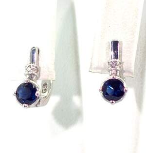 Срібні сережки 925 проби 2,79 г з Cапфірами Nano та фіанітами 1,04 карат Срібні сережки 925 проби 2,79 г з Cапфірами Nano та фіанітами 1,04 карат