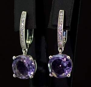 Срібні сережки 925 проби 6,72 г з бразильськими Аметистами та фіанітами 11,3 карат Срібні сережки 925 проби 6,72 г з бразильськими Аметистами та фіанітами 11,3 карат