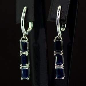Срібні сережки 925 проби 4,19 г зі шрі-ланкійськими Сапфірами класу АААА 4,08 карат Срібні сережки 925 проби 4,19 г зі шрі-ланкійськими Сапфірами класу АААА 4,08 карат