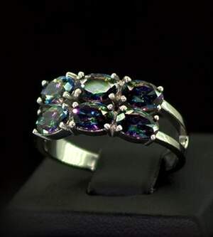 Срібна каблучка 925 проби 3,72 г з містичними фіанітами 2,28 карат Срібна каблучка 925 проби 3,72 г з містичними фіанітами 2,28 карат