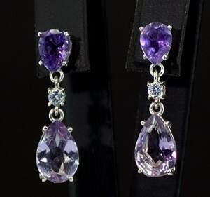 Срібні сережки 925 проби 4,95 г з бразильськими Аметистами та фіанітами 4,16 карат Срібні сережки 925 проби 4,95 г з бразильськими Аметистами та фіанітами 4,16 карат