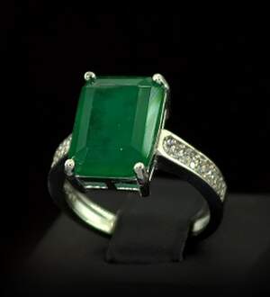 Срібна каблучка 925 проби 4,82 г Турмаліном Хромдравітом та цирконами 3,75 карат