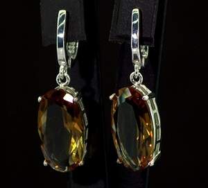 Срібні сережки 925 проби 9,55 г з турецькими Султанітами класу АААА 12,65 карат Срібні сережки 925 проби 9,55 г з турецькими Султанітами класу АААА 12,65 карат