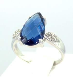 Срібна каблучка 925 проби 3,58 г з Флюоритом Блу Джон та цирконами 3,82 карат Срібна каблучка 925 проби 3,58 г з Флюоритом Блу Джон та цирконами 3,82 карат