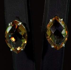 Срібні сережки 925 проби 4,55 г з турецькими Султанітами класу АААА 10,32 карат Срібні сережки 925 проби 4,55 г з турецькими Султанітами класу АААА 10,32 карат