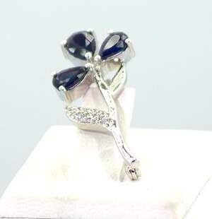 Срібна брошка 925 проби 3,17 г зі шрі-ланкійськими Сапфірами АААА та цирконами 2,7 карат