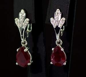 Серебряные серьги 925 пробы 5,25 г с африканскими Роял Рубінами класса АААА и цирконами 6,1 карат Серебряные серьги 925 пробы 5,25 г с африканскими Роял Рубінами класса АААА и цирконами 6,1 карат