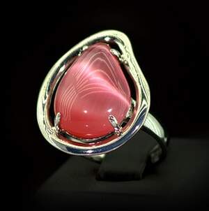 Серебряное кольцо 925 пробы 10,35 г с Котячим глазом 4,45 карат Серебряное кольцо 925 пробы 10,35 г с Котячим глазом 4,45 карат