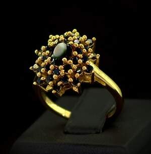 Серебряное кольцо 925 пробы 4,77 гр. с черной мадагаскарской Шпинелью 2,26 карат Серебряное кольцо 925 пробы 4,77 гр. с черной мадагаскарской Шпинелью 2,26 карат
