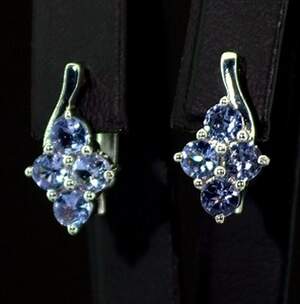 Серебряные серьги 925 пробы 3,53 гр. с Танзанитами класса АААА 2,13 карат Серебряные серьги 925 пробы 3,53 гр. с Танзанитами класса АААА 2,13 карат
