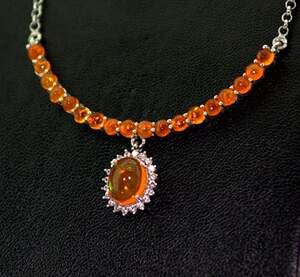Серебряное колье 925 пробы 6,82 гр. с огненными эфиопскими Опалами класса АААА и топазами из США 3,23 карат Серебряное колье 925 пробы 6,82 гр. с огненными эфиопскими Опалами класса АААА и топазами из США 3,23 карат